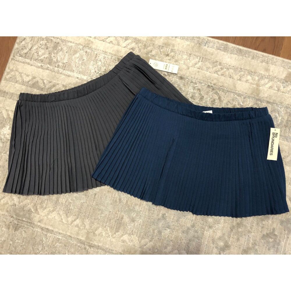 Woman's Large Pleated Skort Bundle New
